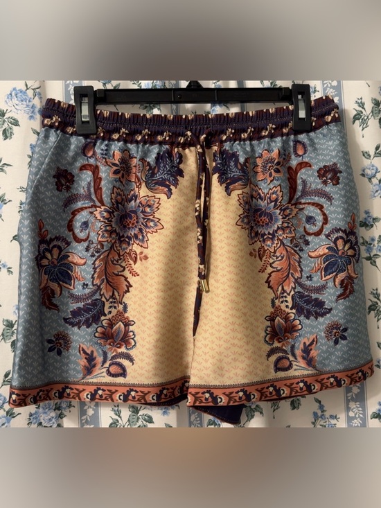 House of Harlow 1960 Pants - House of Harlow 1960 Women’s Paisley Drawstring Shorts NWOT